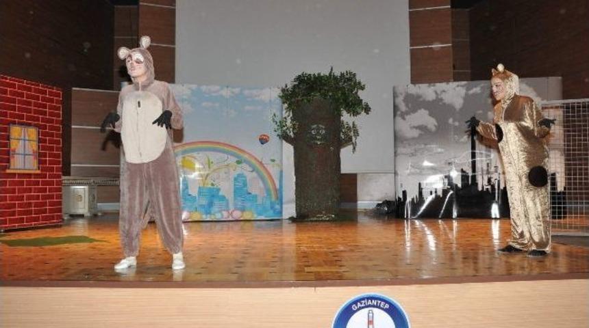 Şahinbey Belediyesi'nden &Ouml;ğrencilere &Ccedil;evre M&uuml;fettişi Kartı