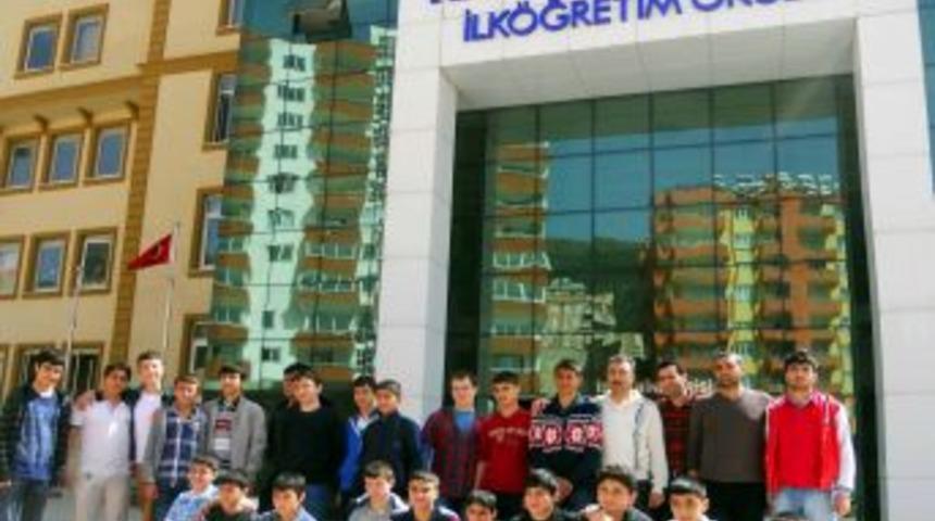 İskenderpaşalı &Ouml;ğrenciler Kardeş Okullarını Ziyaret Etti