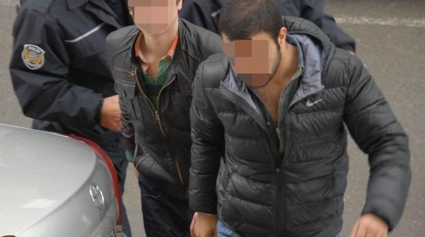 Polise Saldırı İddiasına 4 G&ouml;zaltı