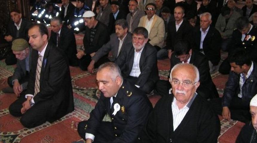 Şehit Polisler İ&ccedil;in Mevlit Okutuldu