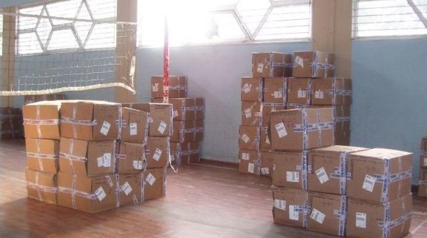 3 Bin 250 &Ouml;ğrenciye Giysi Yardımı