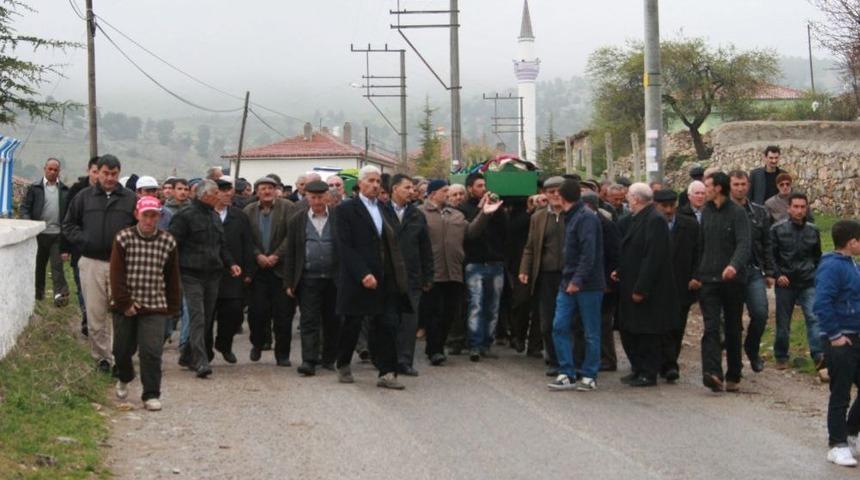 Bel&ccedil;ika&rsquo;da 937 G&uuml;n Morgda Tutulan Ayg&uuml;n Kardeşler Toprağa Verildi