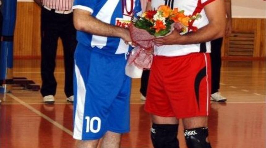 Beyzaspor Voleybol 2. Ligi'ne Y&uuml;kseldi