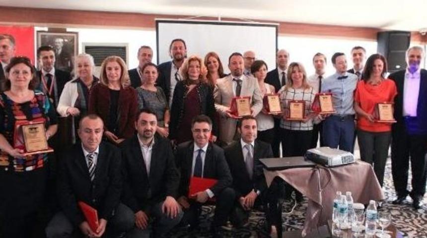 &ldquo;en İyi Turizm Fak&uuml;ltesi&rdquo; &Ouml;d&uuml;l&uuml; A&uuml; Turizm Fak&uuml;ltesi&rsquo;nin Oldu