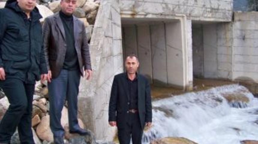 Tiyek Deresi Islah &Ccedil;alışmaları S&uuml;r&uuml;yor