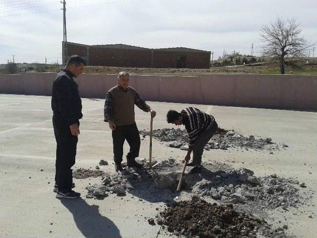 Besni Tuğsuz Ali Ağa İlkokulu'na Spor Kompleksi