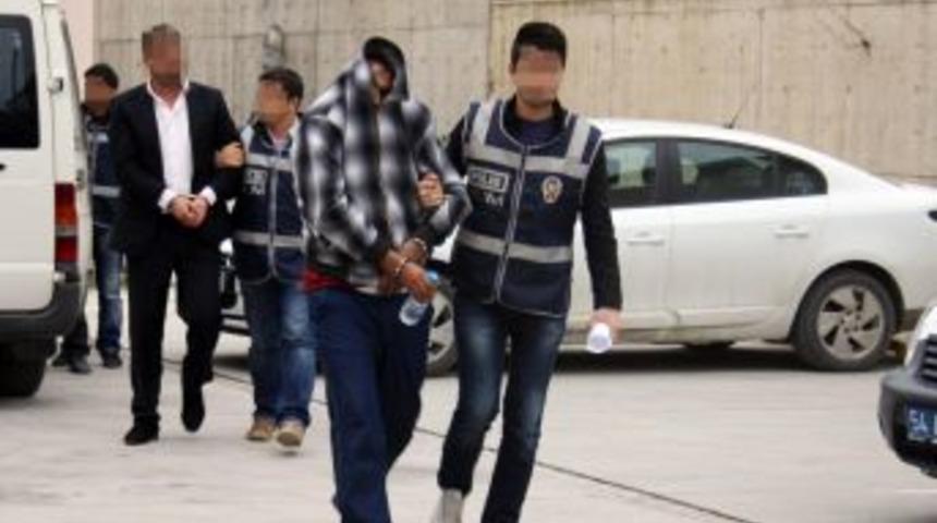 Sakarya'da Tefecilik Operasyonu: 5 G&ouml;zaltı