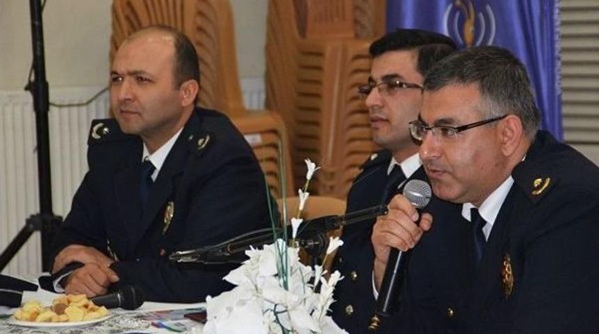 Tosya Emniyet M&uuml;d&uuml;rl&uuml;ğ&uuml; Polis Haftasında Huzur Toplantısı D&uuml;zenledi