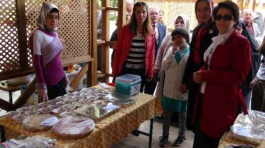 Engelliler İ&ccedil;in Kermes