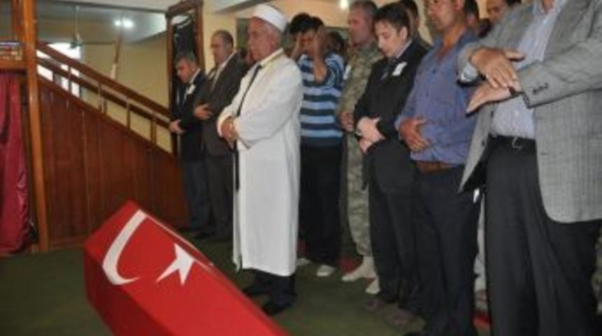 Silopili Şehit Asker K&uuml;rt&ccedil;e Ağıtlarla Toprağa Verildi- 2