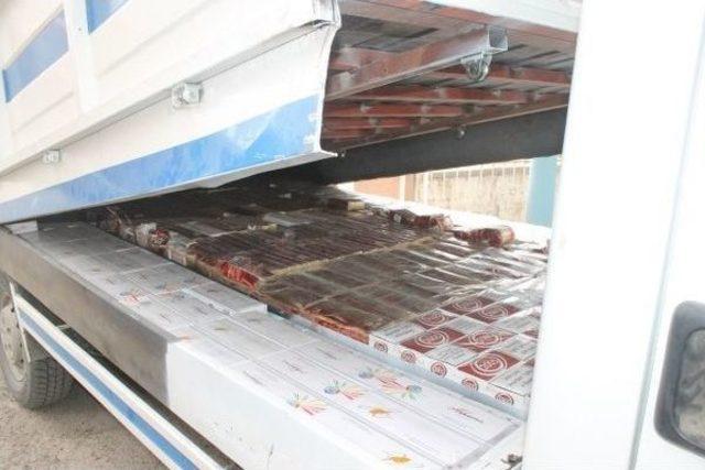 Bayburt'ta Üç Ayrı Operasyonda 14 Bin 840 Paket Kaçak Sigara Ele Geçirildi