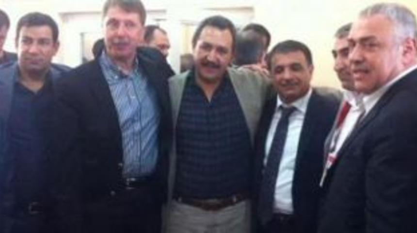 Fethi Şimşek gözyaşlarını tutamadı