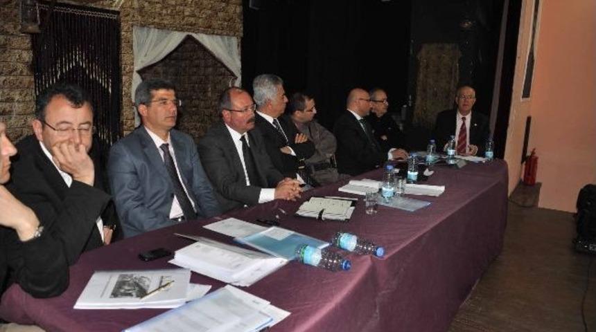 Kuşadası Turizmi Masaya Yatırıldı