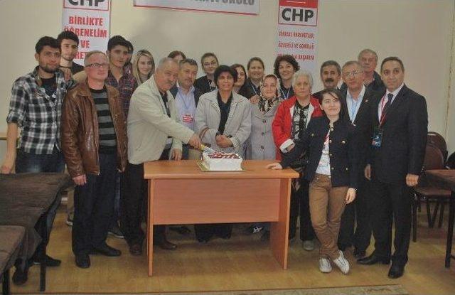 Chp, Giresun’da Parti Okulunun İlk Mezunlarını Verdi