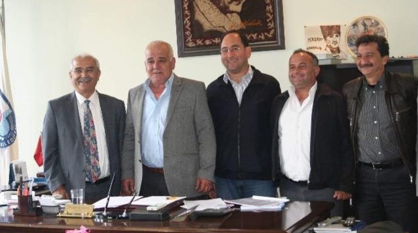 Vekilden Başarıya Kutlama Ziyareti