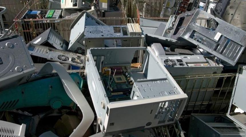 Liselerde Elektronik Atık Eğitimi Veriliyor