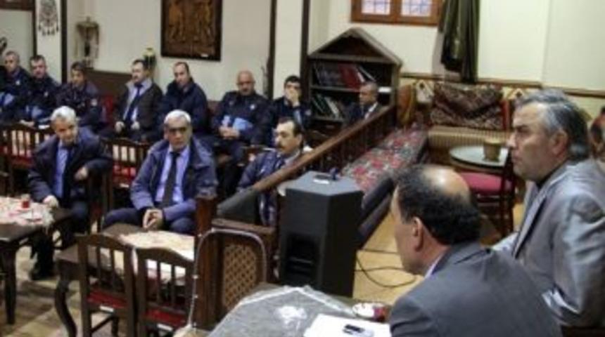 İlkadım Zabıta M&uuml;d&uuml;rl&uuml;ğ&uuml; Personeline Iletişim Motivasyon Semineri