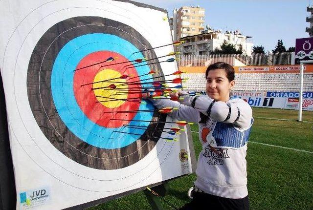 Adanalı Okçuların Gözü Milli Takımda