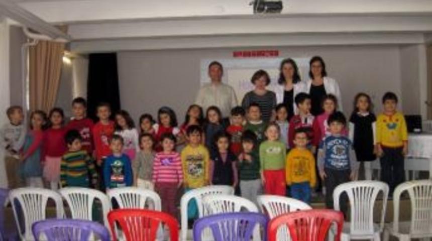 Anasınıfında "dengeli Beslenme Ve Hijyen" Semineri D&uuml;zenlendi