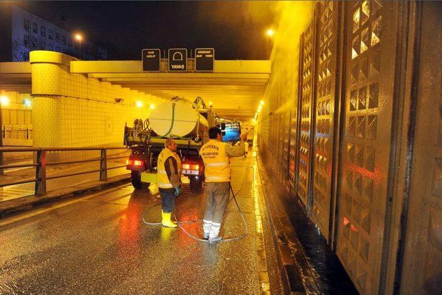 Ankara’nın Alt Geçit Ve Tüneleri Temizleniyor