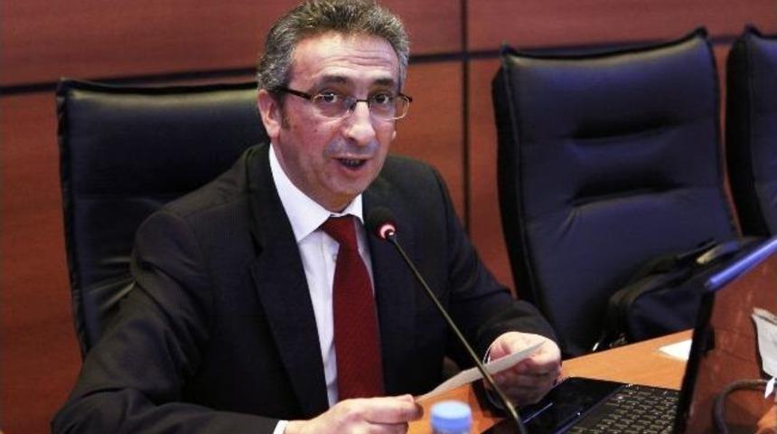 Atat&uuml;rk &Uuml;niversitesi'nde "amerika'da Sanat Politika İlişkisi" Adlı Konferans