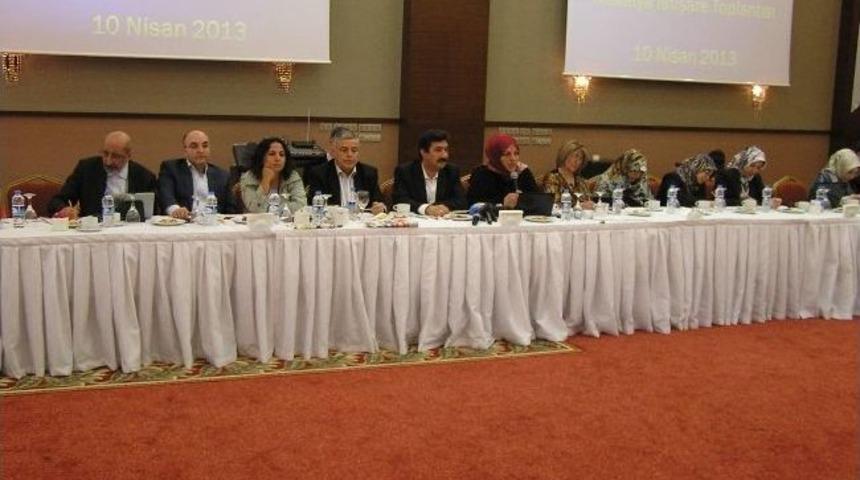 Akil İnsanlar Doğu Anadolu Heyeti, &Ccedil;alışmalarına Malatya&rsquo;dan Başladı