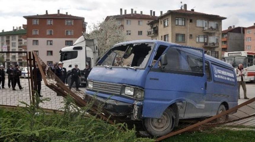Bolu&rsquo;da Kaza: 1 &Ouml;l&uuml;, 3 Yaralı