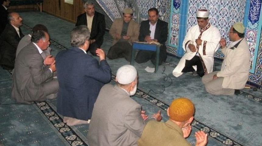 Araban İl&ccedil;e Emniyet Amirliği Şehitler İ&ccedil;in Mevlit Okuttu