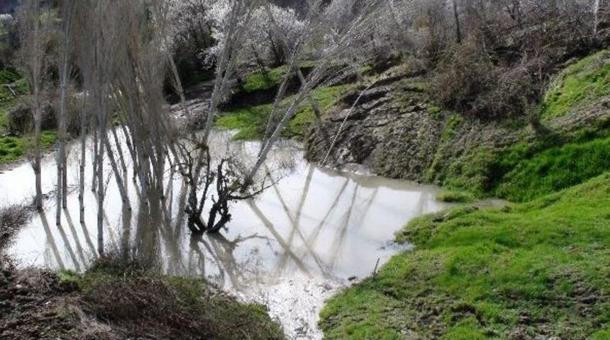 &Ccedil;orumluoğlu, Toprak Kaymasını Değerlendirdi