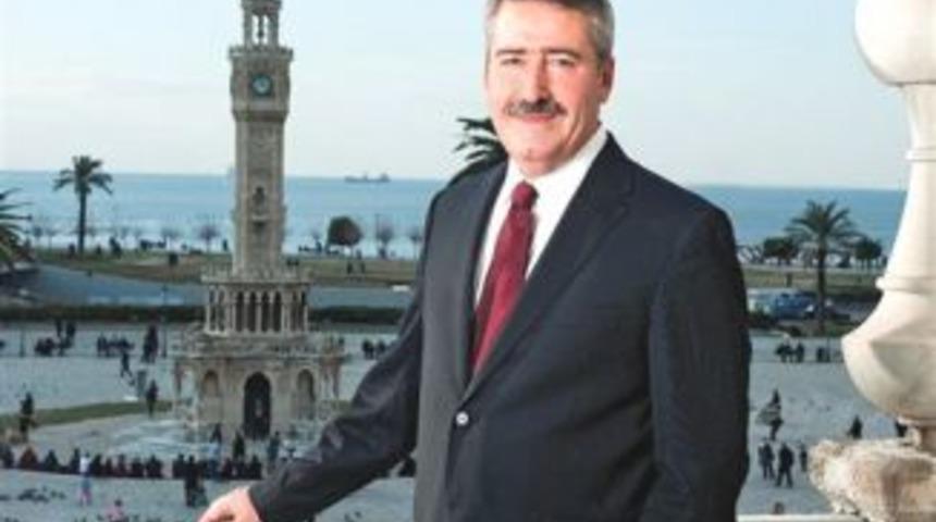 Yılın valisi Cahit Kıra&ccedil;