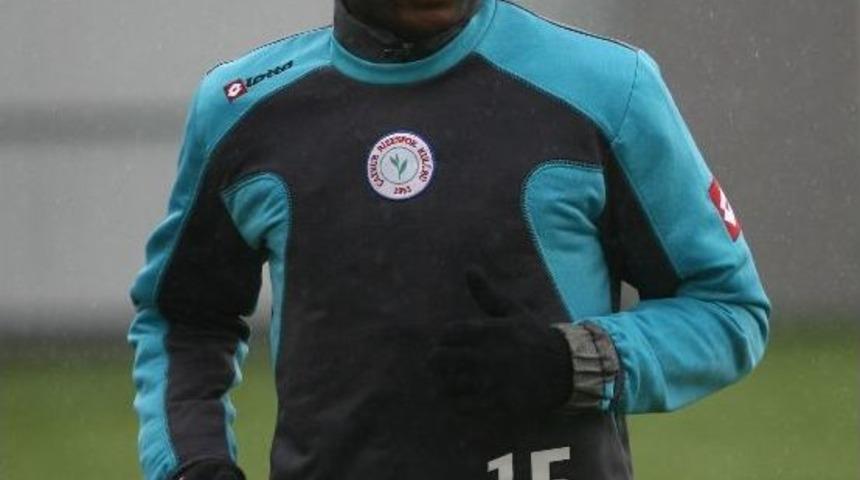 Uche Kalu İdmana Katıldı