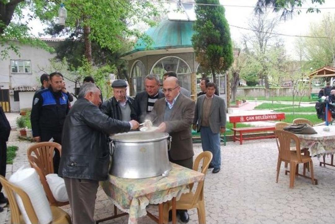&Ccedil;an&rsquo;da Şehit Polis Memurları İ&ccedil;in Mevlid Ve Keşkek İkramı