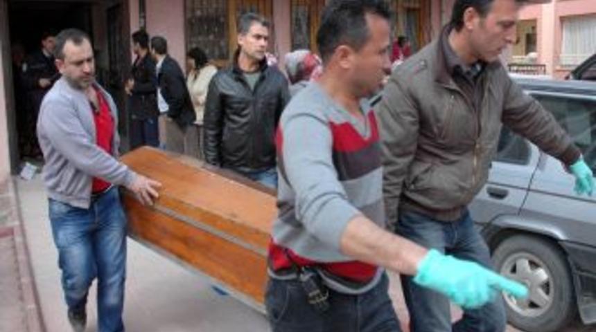 Cezaevinden Izinli &Ccedil;ıktı, 50 Yıllık Eşini Av T&uuml;feğiyle &Ouml;ld&uuml;rd&uuml;