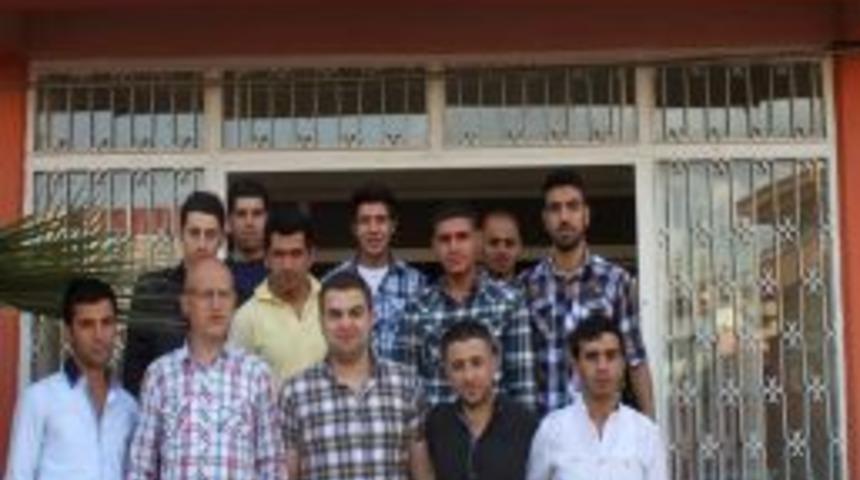 Cizre MYO'dan Minik &Ouml;ğrencilere Yardım