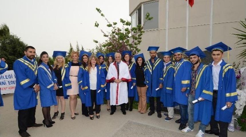 Me&uuml;'de Yılın İlk Mezunları Tarsus'tan