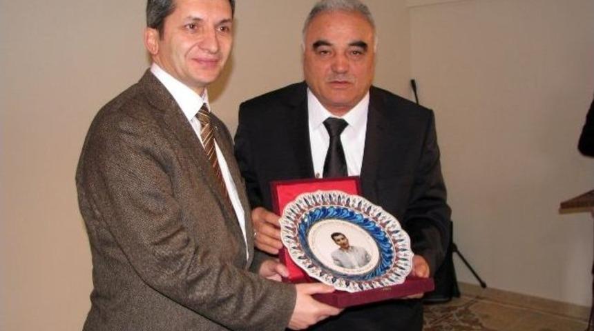 Sorgun’lu Öğrenciler Yılın Bilim Adamını Seçti