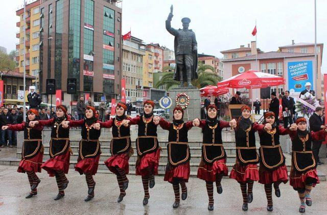 Rize’de Polis Ve Halk Birlikte Yürüdü