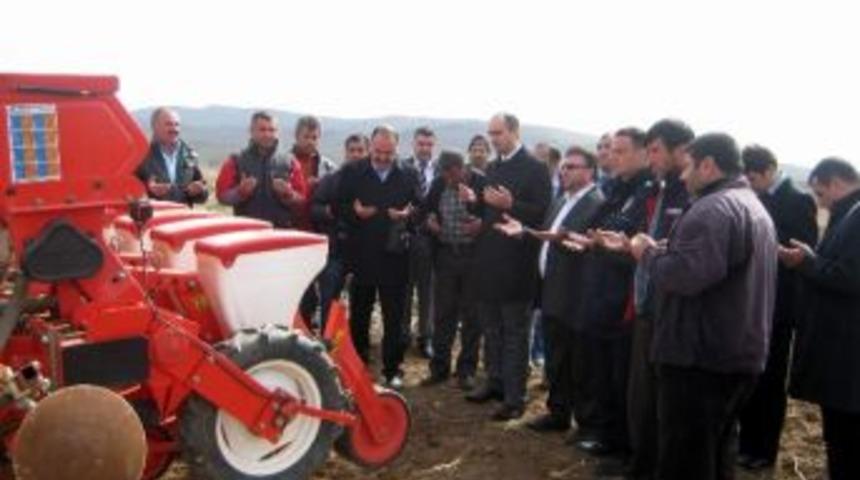 Gemerek&rsquo;te Pancar Ekimi Başladı