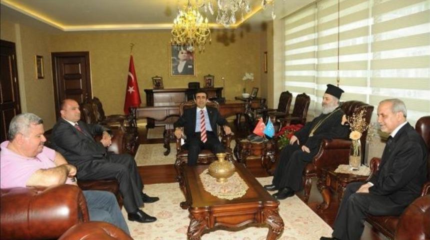 G&uuml;zeloğlu, Halep Metropoliti Pavlos Yazıcı'yı Makamında Kabul Etti