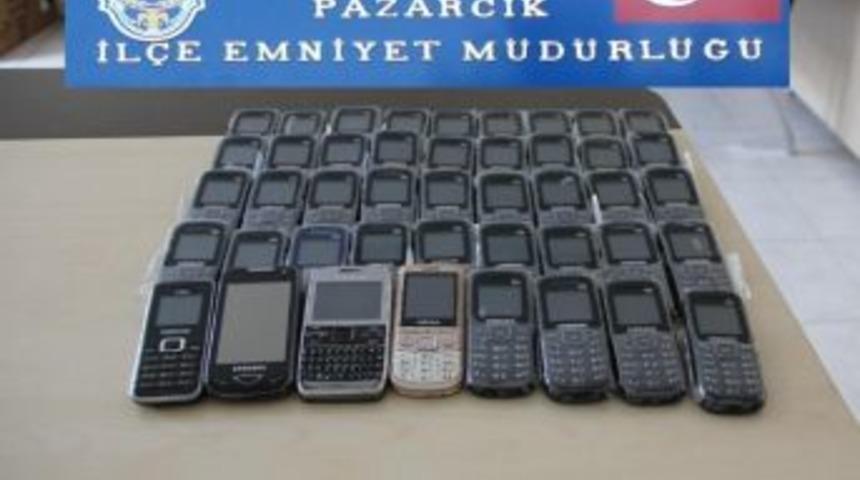 Pazarcık&rsquo;ta 43 Adet Ka&ccedil;ak Telefon Yakalandı