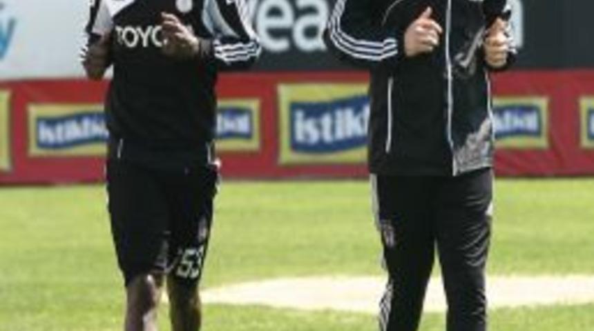 Beşiktaş'ta &Ouml;nce Antrenman Sonra Moral Yemeği