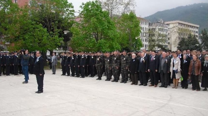 Emniyet M&uuml;d&uuml;rl&uuml;ğ&uuml; Şehit Polis Aileleri Ve Gazileri Unutmadı