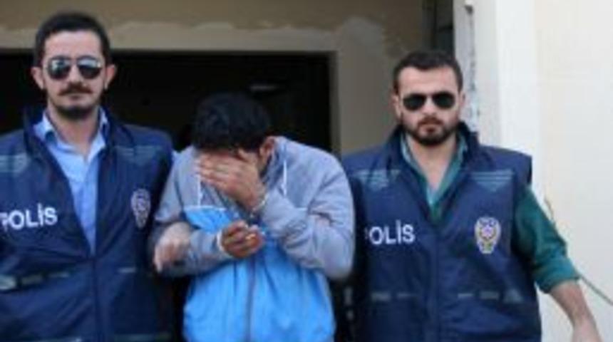 Anne Ve Anneannesini &Ouml;ld&uuml;ren Zanlı Tutuklandı