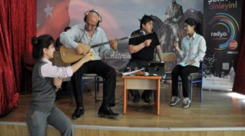 Radyo İstanbul Ajansı Okulların Sesi Oldu