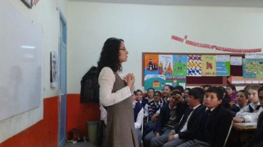 Mak&uuml;&rsquo;den &lsquo;&ccedil;evre Ve &Ccedil;evre Kirliliği, Bilim Ve Bilim İnsanı&rsquo; Konferansı