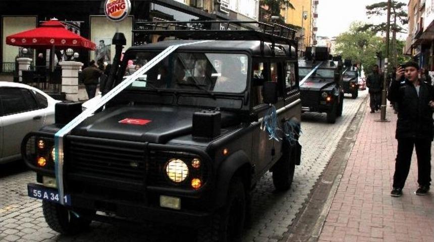 Polis Ara&ccedil;ları İstiklal Caddesi&rsquo;nden Ge&ccedil;iş Yaptı