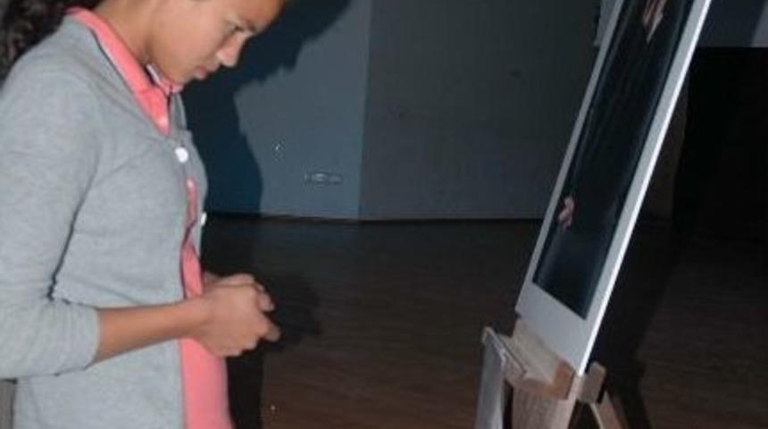 Demre&rsquo;de Savaş Karşıtı Fotoğraf Sergisi