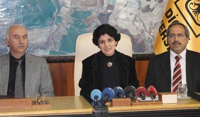 Rekt&ouml;r Sara&ccedil; tan Dicle &Uuml;niversitesi&rsquo;ndeki Olaylarla İlgili A&ccedil;ıklama 1