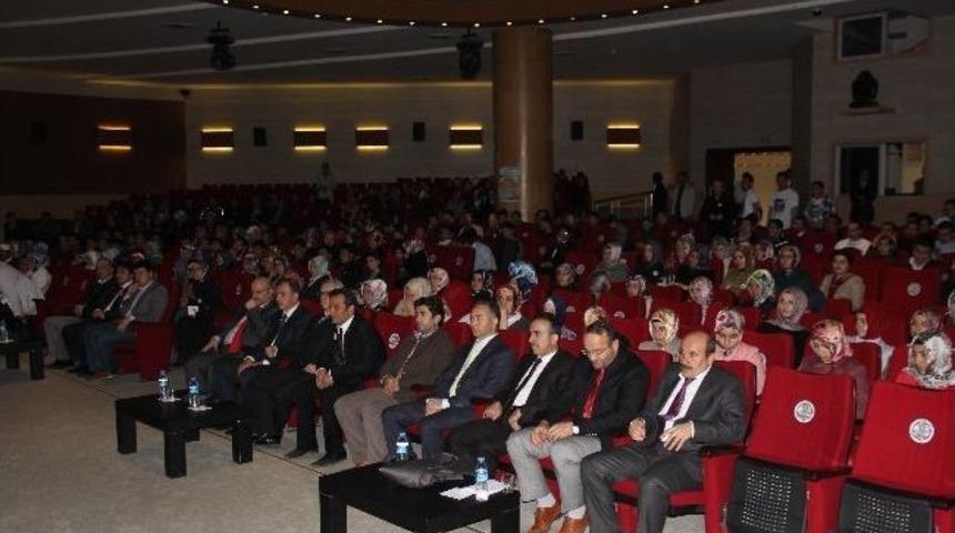 Atat&uuml;rk &Uuml;niversitesinde &ldquo;organ Ve Doku Nakli&rdquo; Paneli