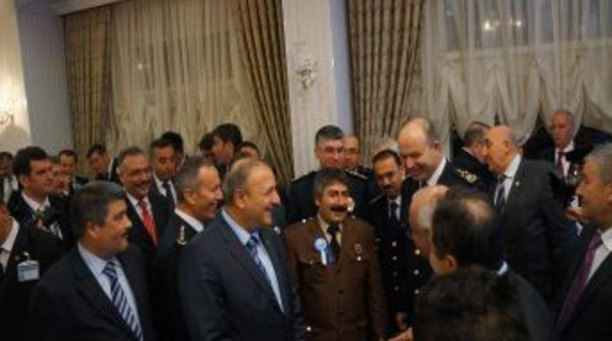 Polis Teşkilatı'nın Kuruluş Yıl D&ouml;n&uuml;m&uuml; Dolayısıyla Resepsiyon Verildi